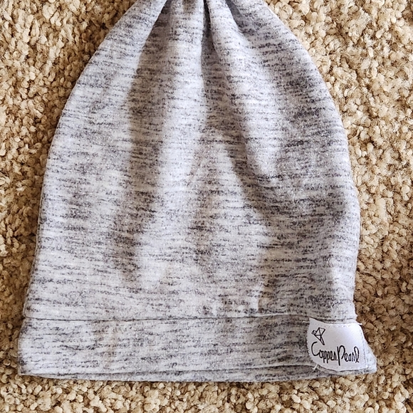 Copper Pearl/ Little Co. Top Knot Baby Hat Bundle 5 hats included - Picture 2 of 8